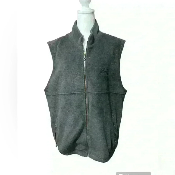 Cutter & Buck Other - Cutter & Buck Charter Full-Zip Vest